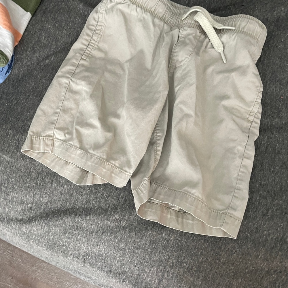 Khaki old navy shorts